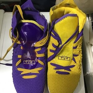 65$ Nike 8.5 shoe size, purple and gold LeBron shoe